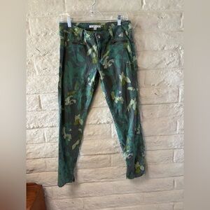 Cabi Camo Ankle Pants-Size 2
